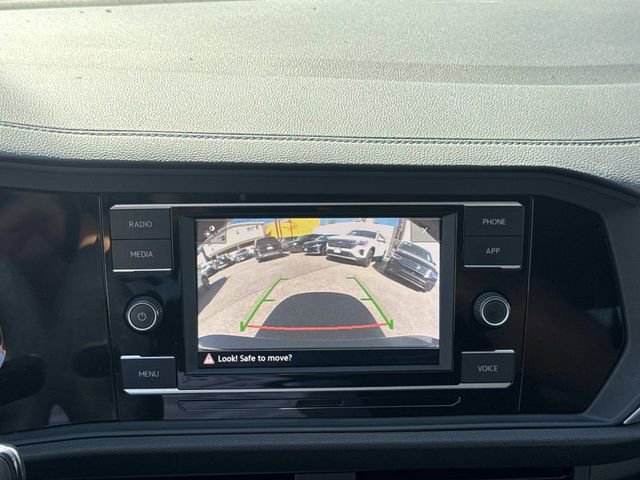 Certified 2022 Volkswagen Jetta SE image 23