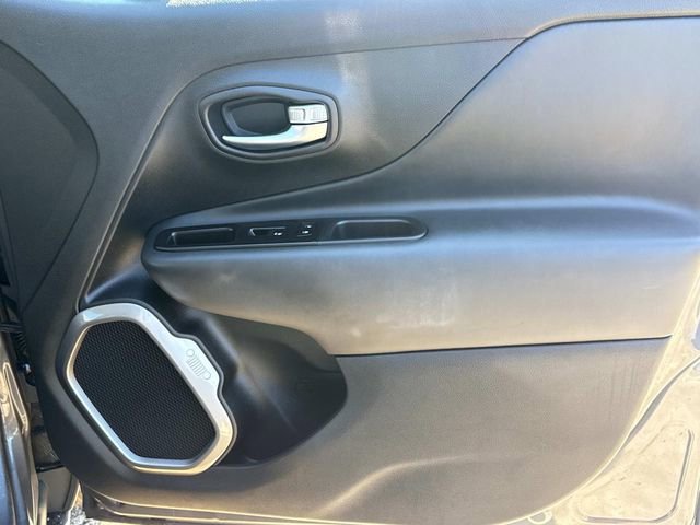 Used 2022 Jeep Renegade Sport AWD/4WD image 19