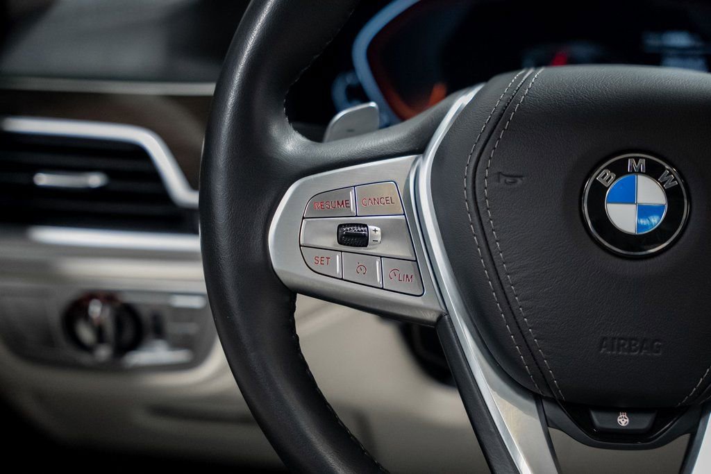 Used 2020 BMW 740i w/ Premium Package image 42
