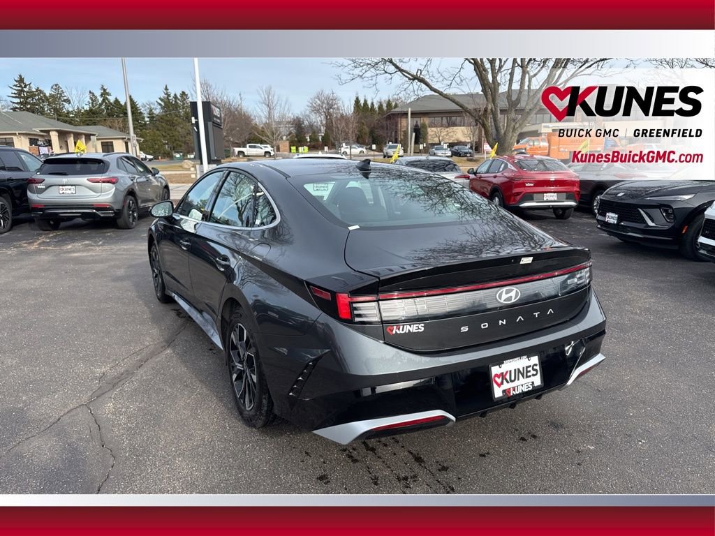 Used 2025 Hyundai Sonata SEL FWD image 8