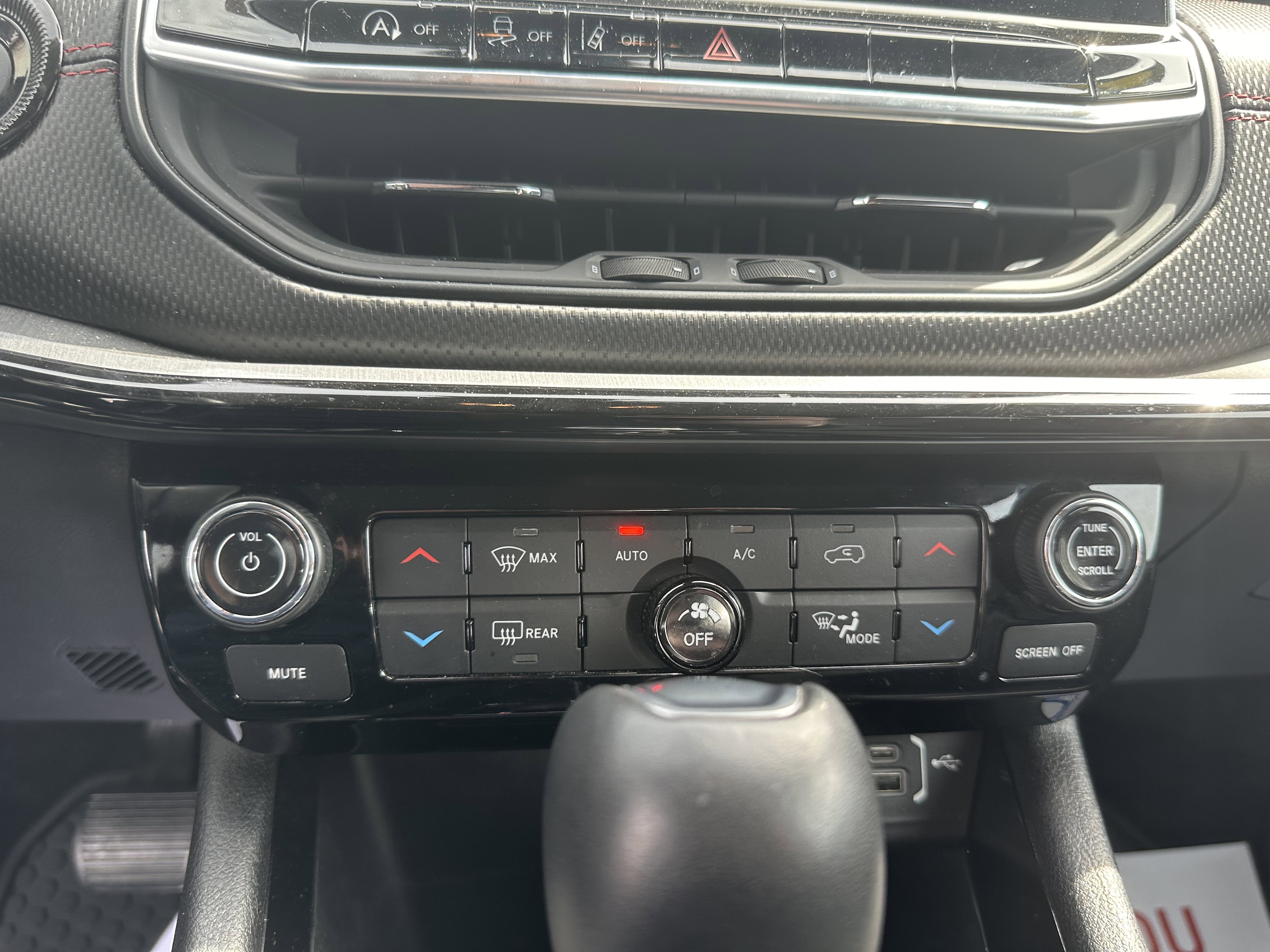 Used 2022 Jeep Compass Trailhawk w/ Trailhawk Convenience Group image 12