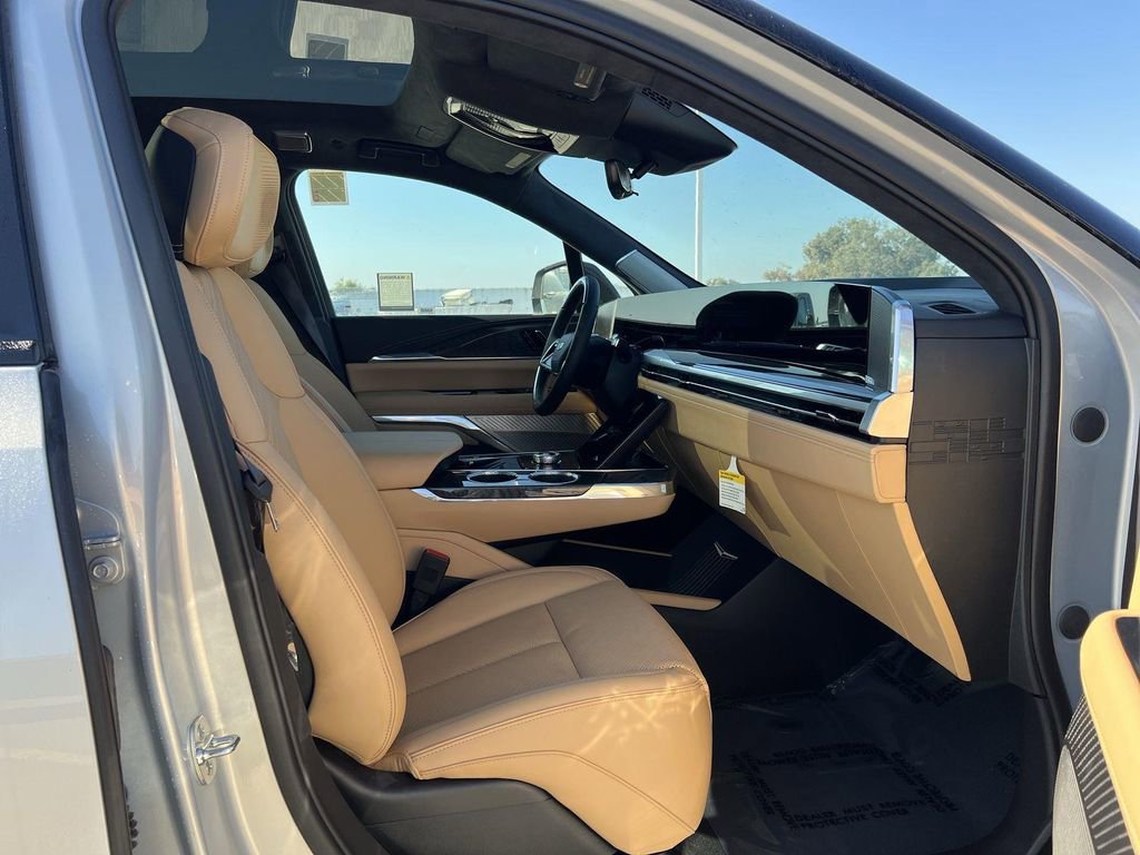New 2025 Cadillac Escalade IQ Luxury 2 image 35