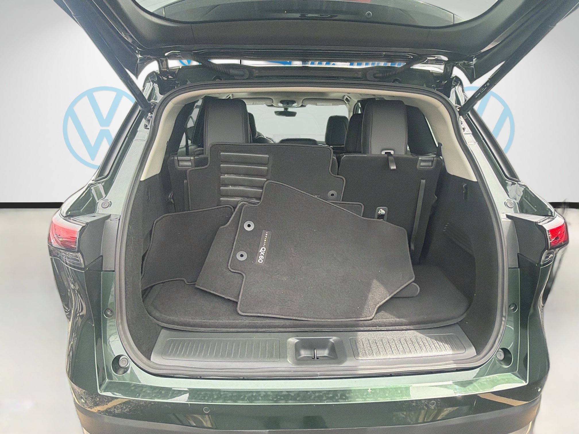 Used 2026 INFINITI QX60 Luxe w/ Family Package FWD image 27