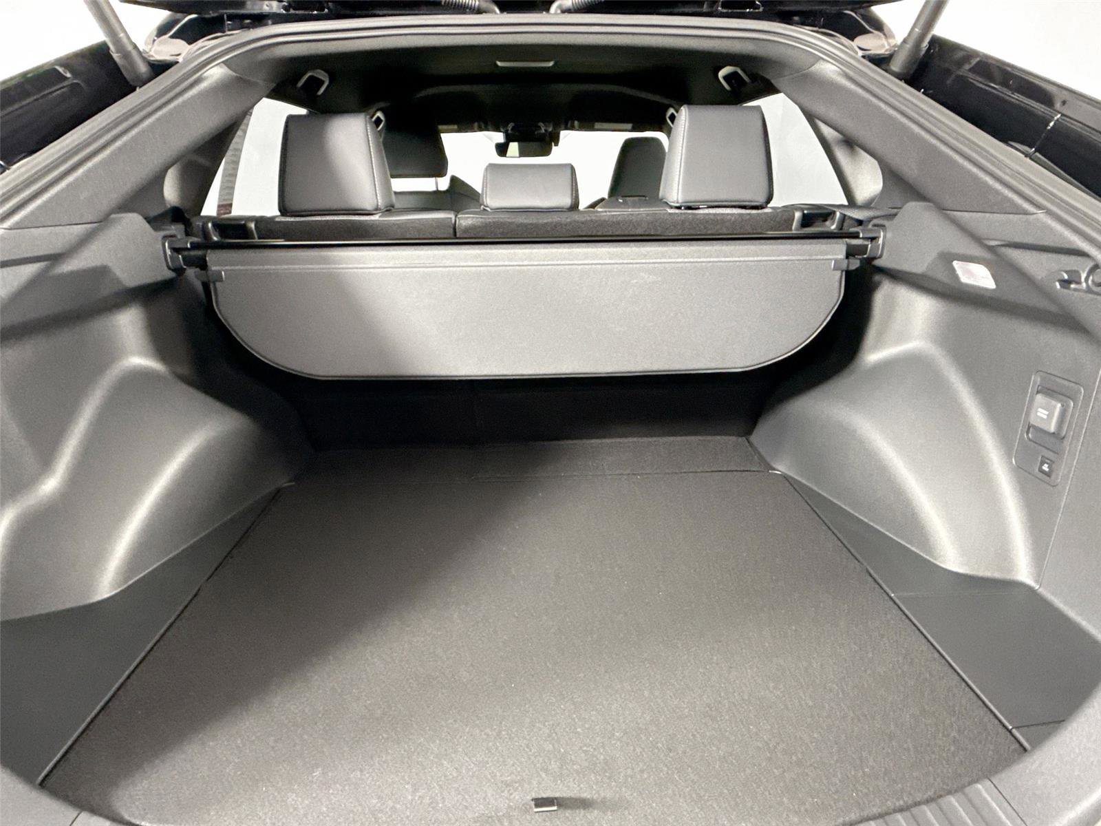 Certified 2026 Toyota bZ image 37