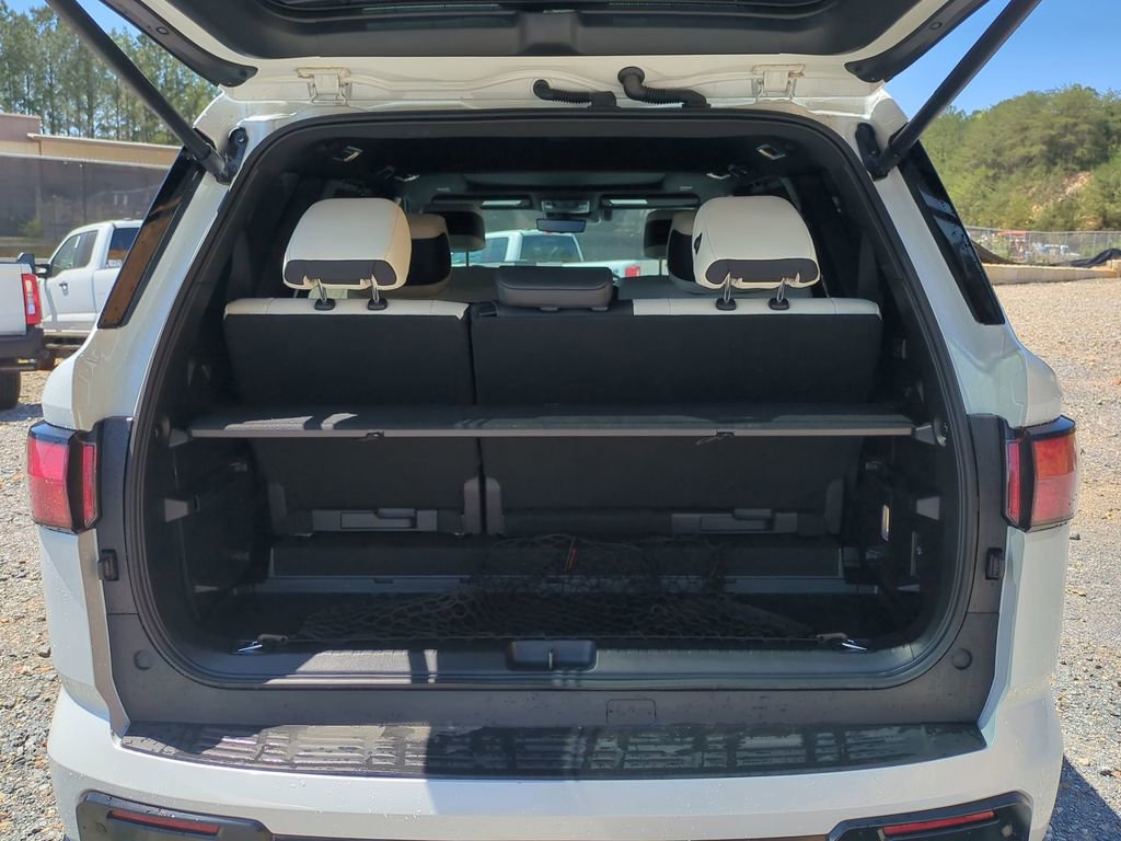 Used 2025 Toyota Sequoia Capstone image 17