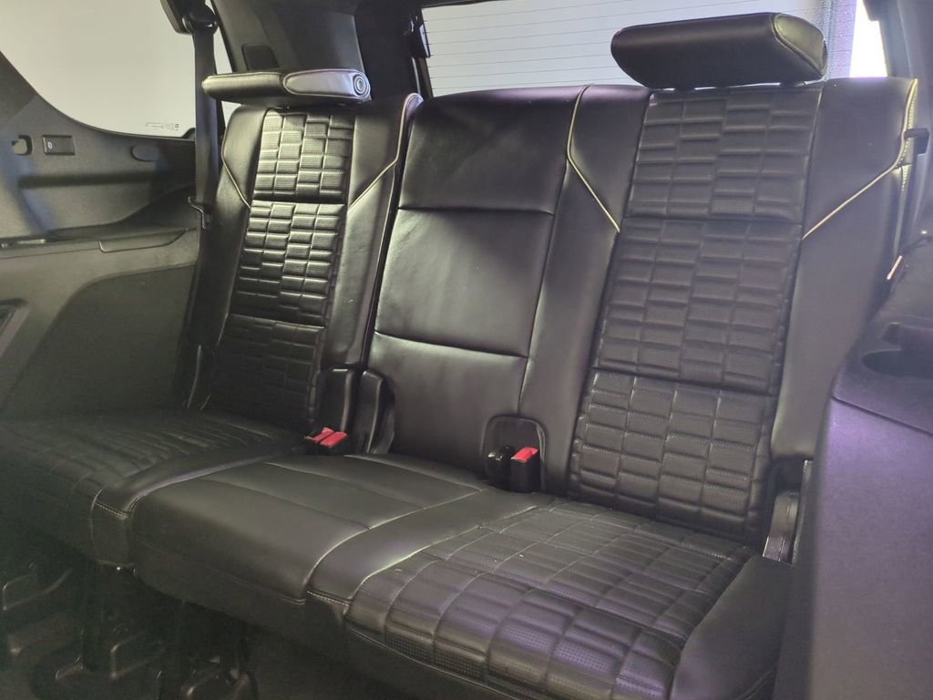 Used 2023 Cadillac Escalade Sport Platinum image 16