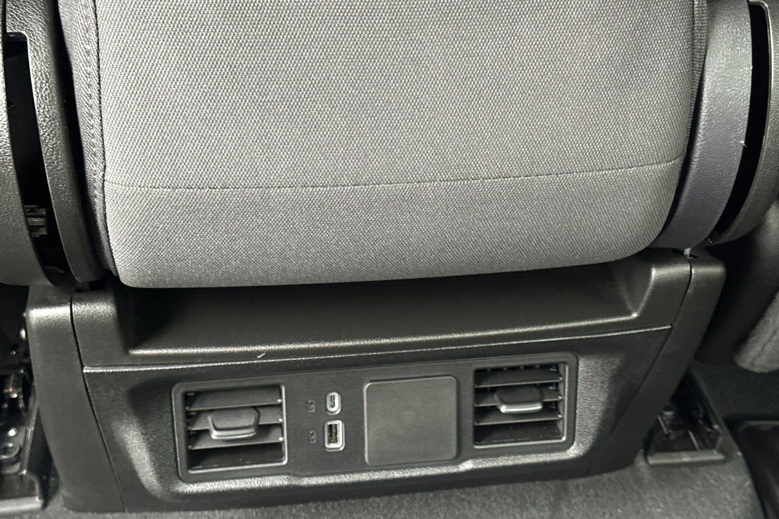 Used 2025 Chevrolet Silverado 1500 Custom image 41