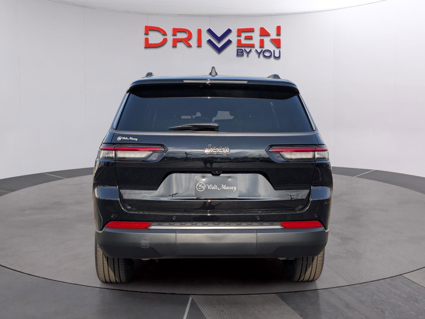 New 2026 Jeep Grand Cherokee L Limited image 4