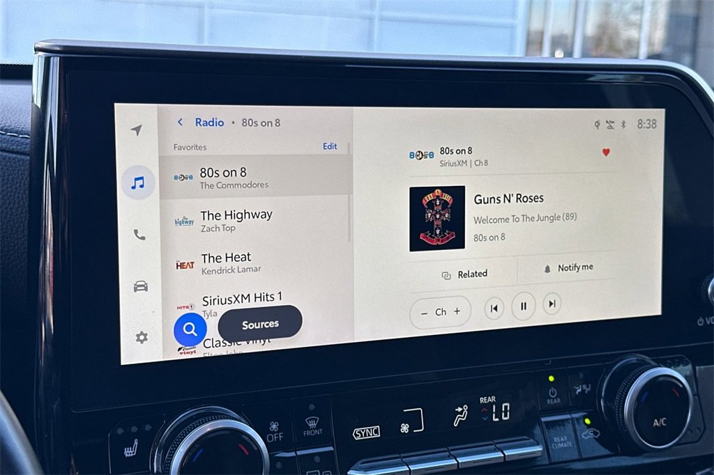 Used 2023 Toyota Highlander Limited image 21