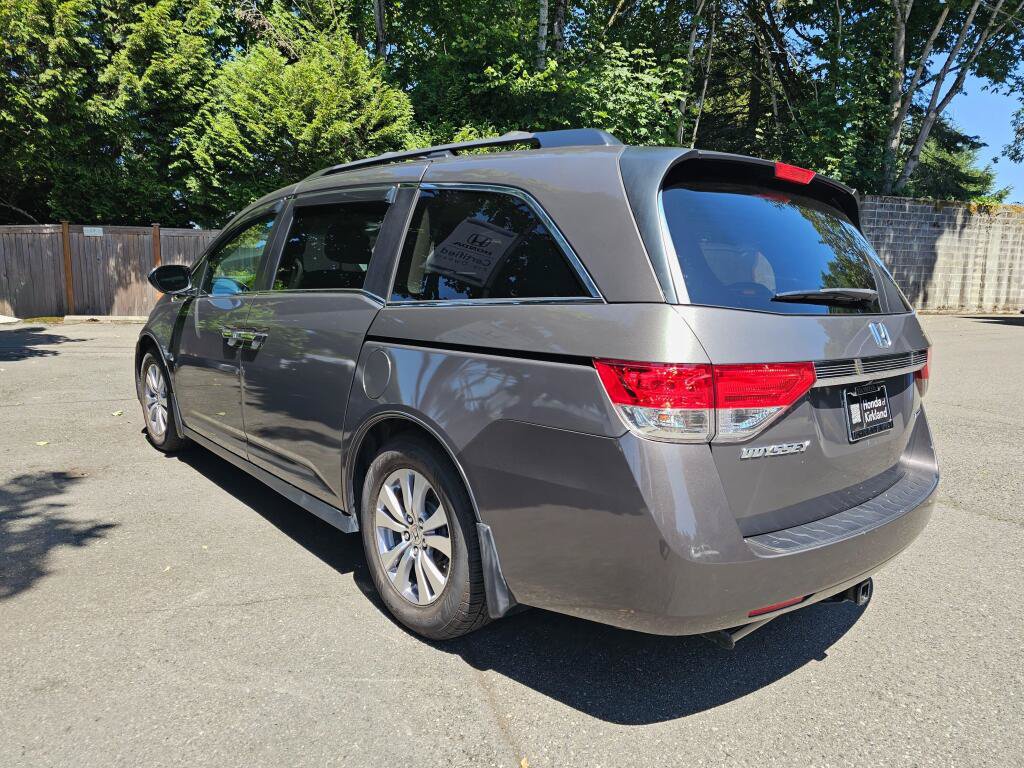 Used 2017 Honda Odyssey SE image 5