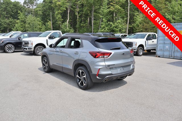 Used 2023 Chevrolet TrailBlazer RS w/ Sun and Liftgate Package image 6