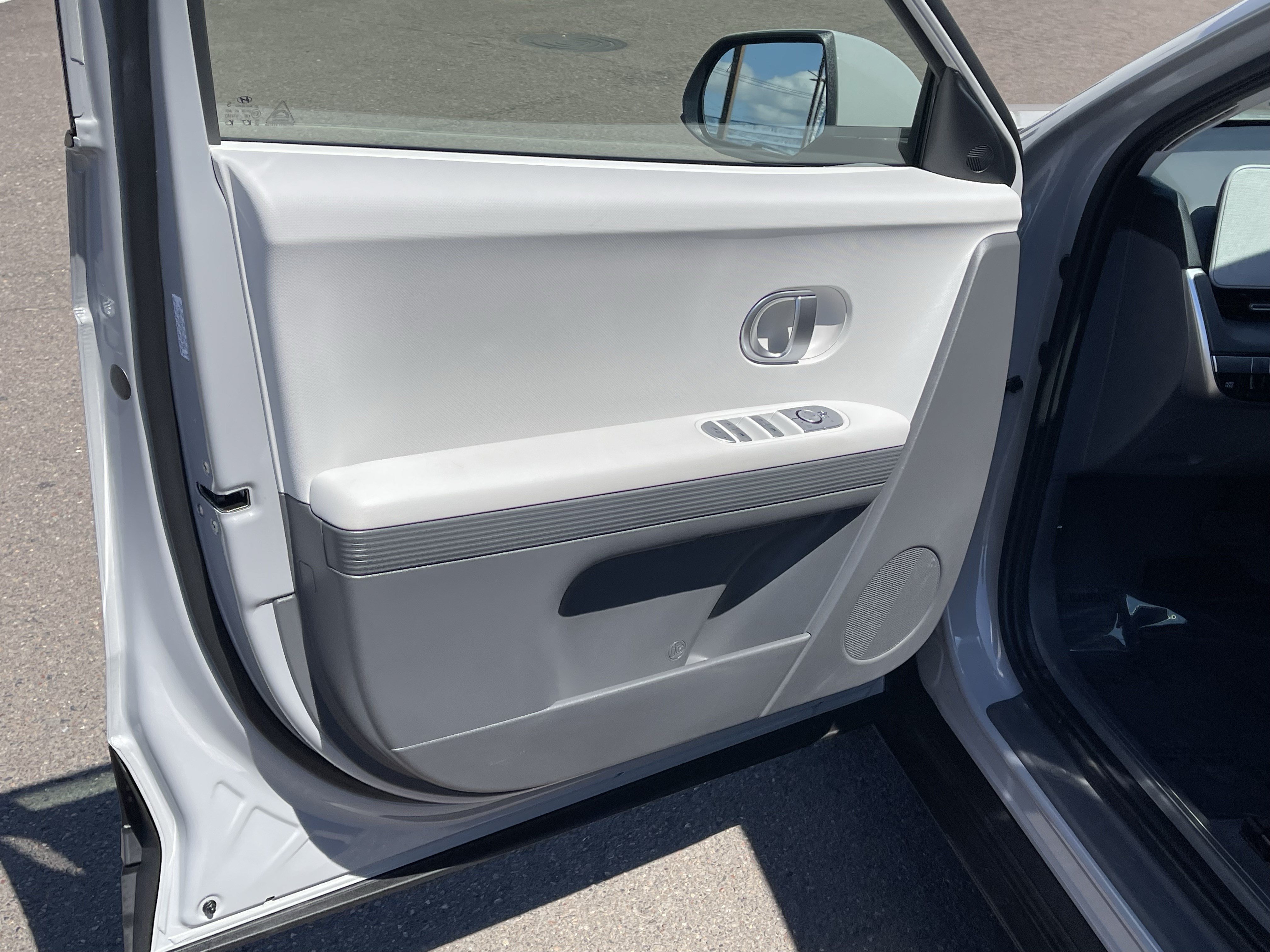 Certified 2024 Hyundai Ioniq 5 SEL RWD image 16