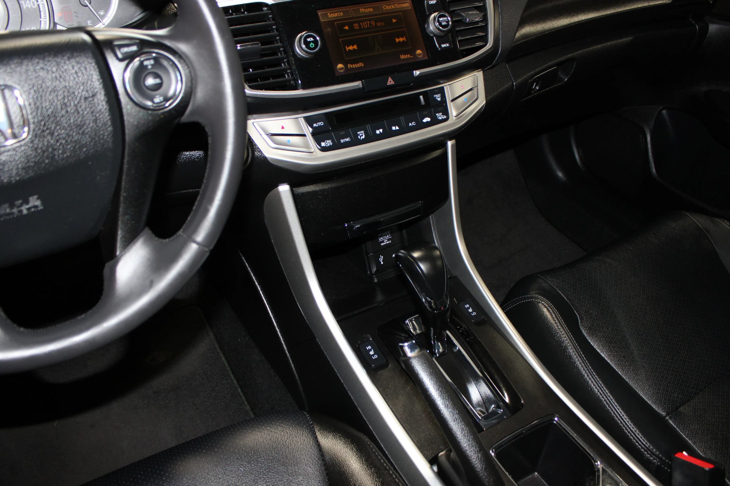 Used 2014 Honda Accord EX-L image 18