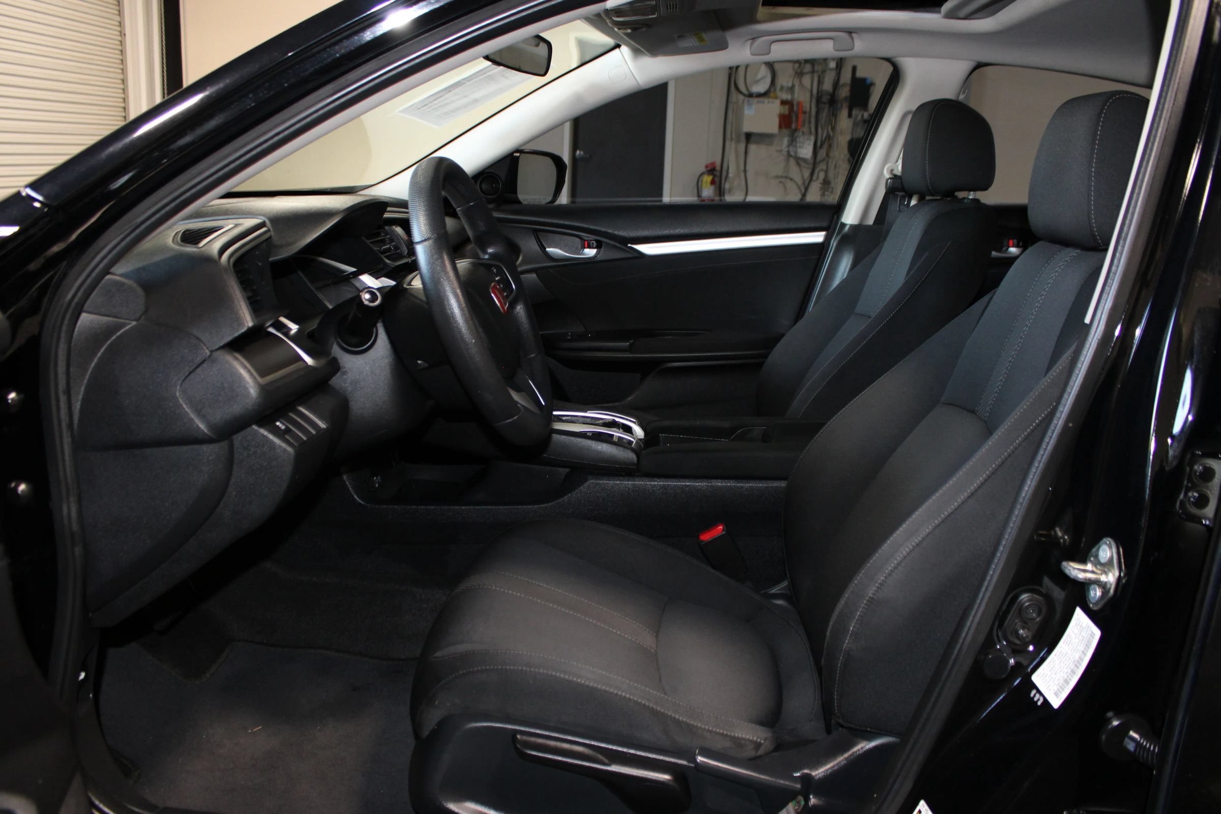 Used 2017 Honda Civic EX image 8
