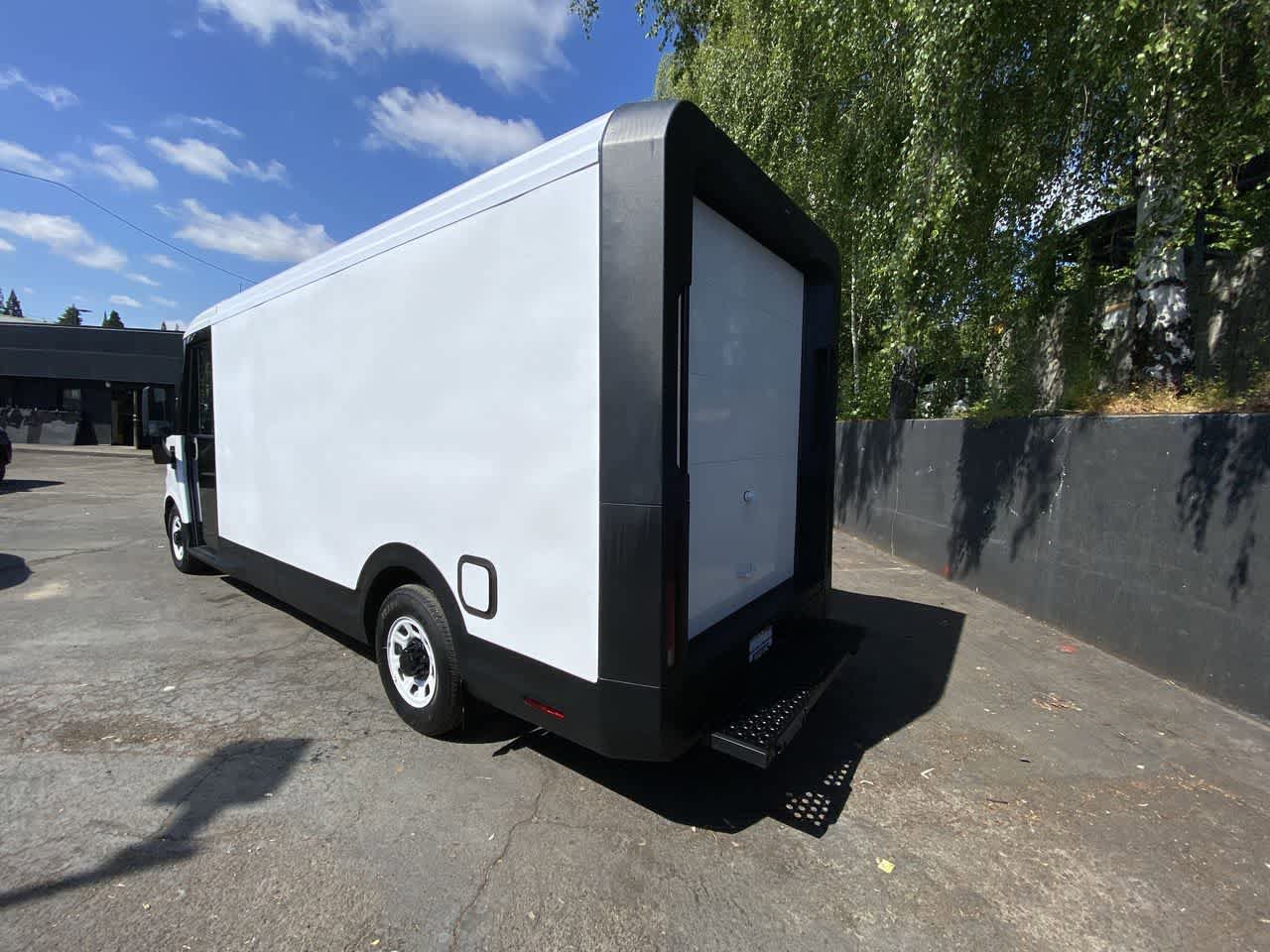 Used 2023 Chevrolet Brightdrop 600 w/ Active Safety Package 2 AWD/4WD image 4