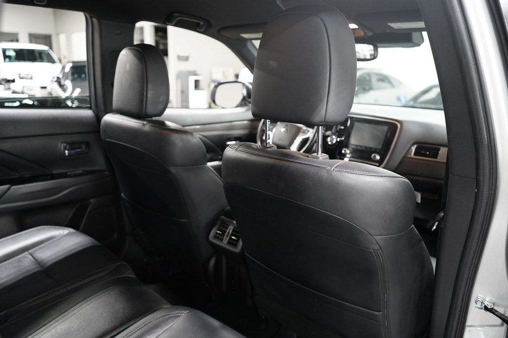 Used 2022 Mitsubishi Outlander SEL AWD/4WD image 28