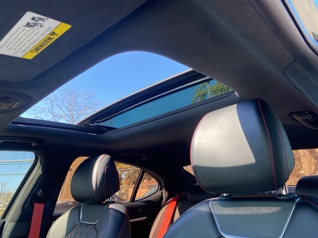 Used 2022 Genesis G70 3.3T image 37