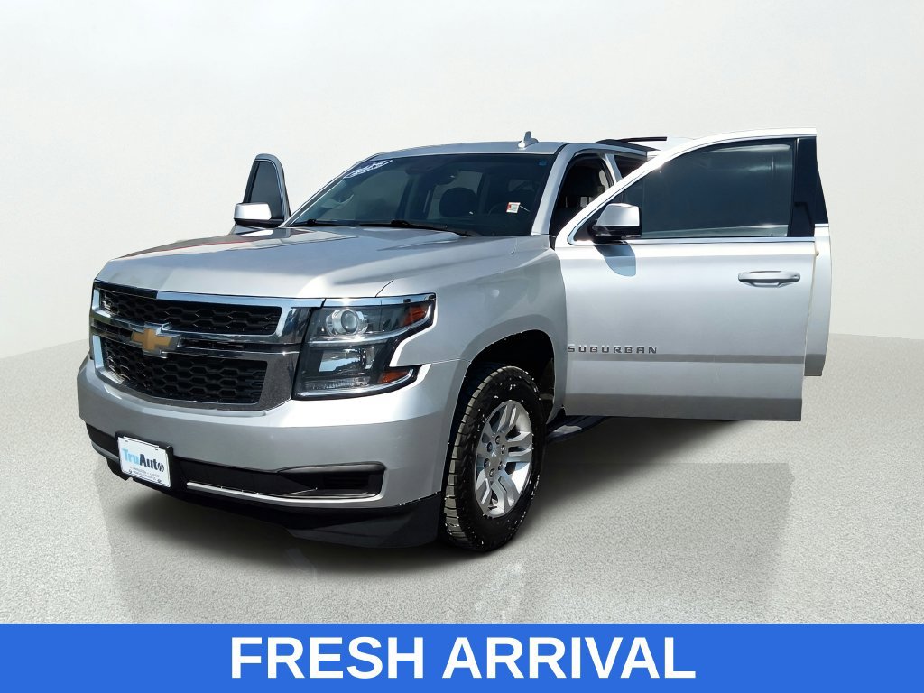 Used 2019 Chevrolet Suburban LT AWD/4WD image 11