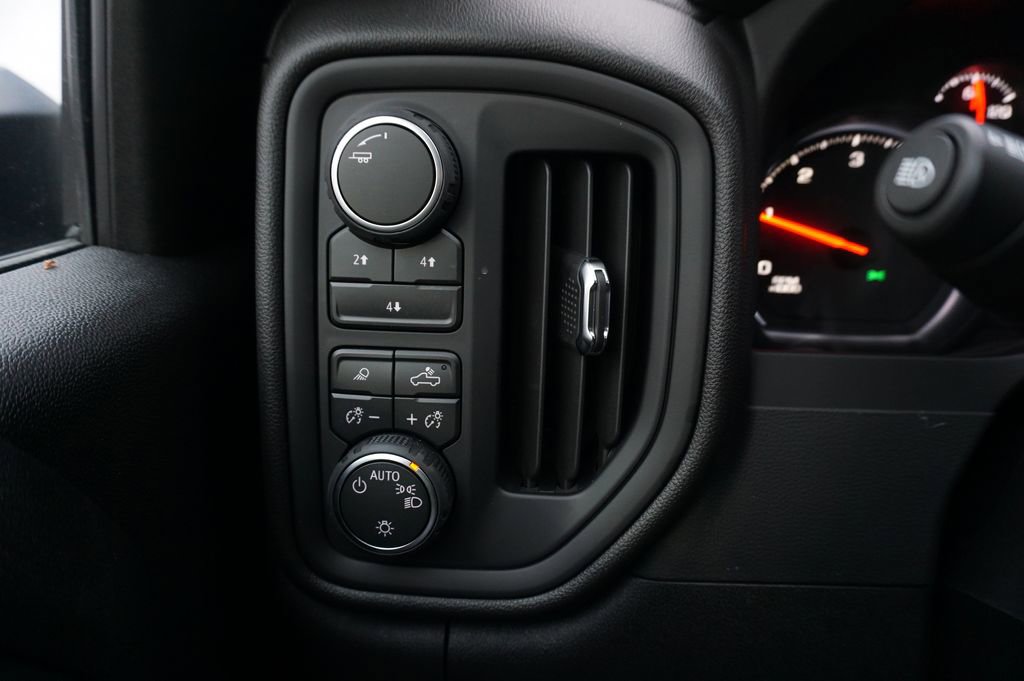 New 2026 Chevrolet Silverado 2500 Custom w/ Custom Value Package image 20