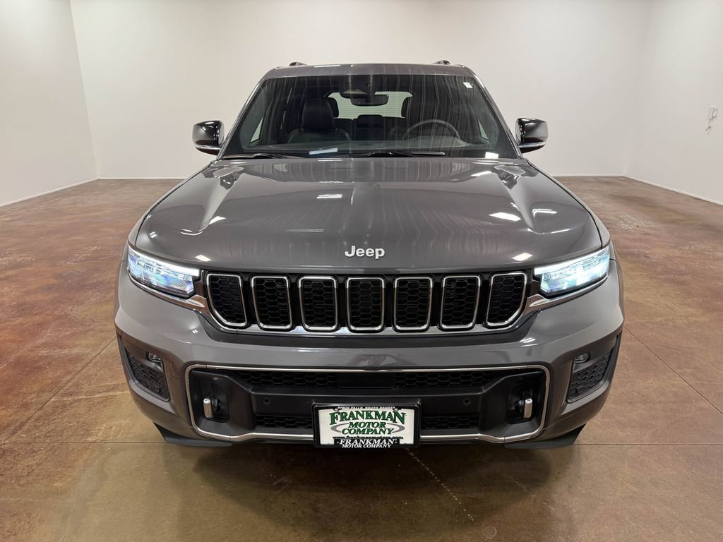 Used 2024 Jeep Grand Cherokee Overland AWD/4WD image 40