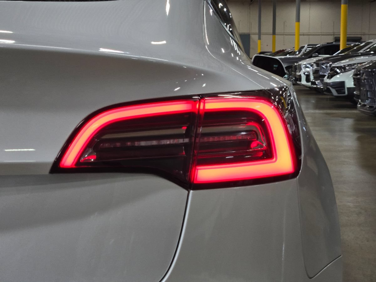 Used 2022 Tesla Model 3 Standard Range RWD image 20