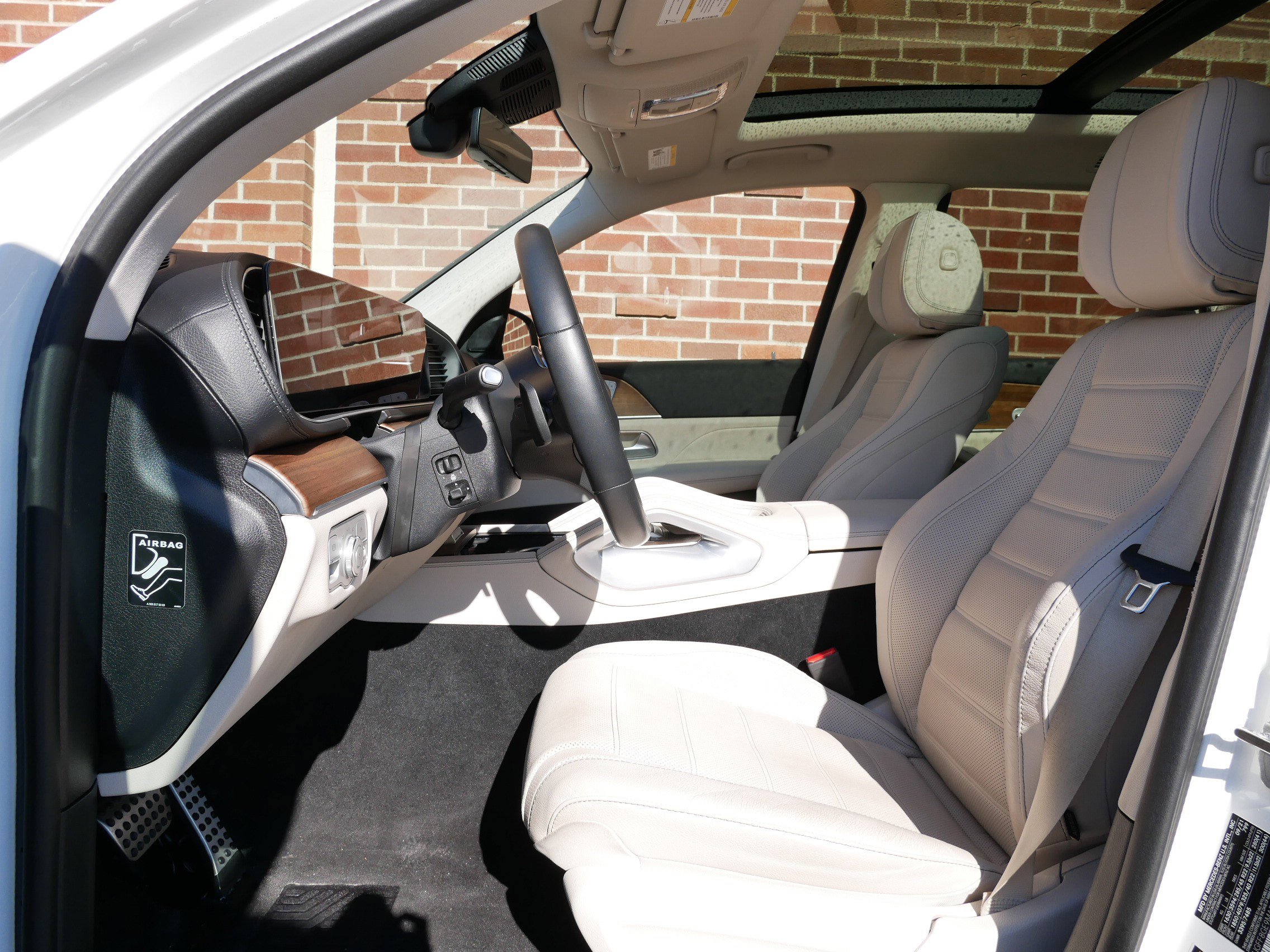 Used 2021 Mercedes-Benz GLS 580 4MATIC image 6