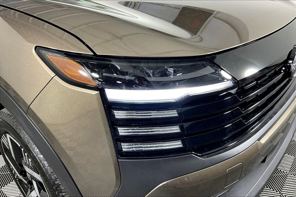 New 2026 Nissan Kicks SV w/ SV Premium Package image 36