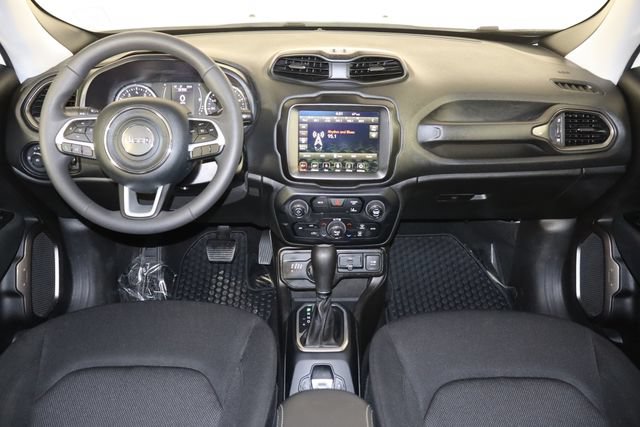 Used 2023 Jeep Renegade Latitude w/ Sun & Fun Group AWD/4WD image 13