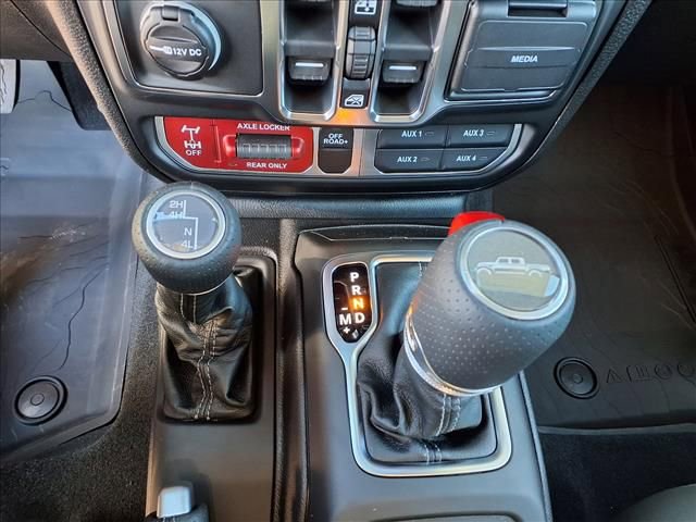 New 2026 Jeep Gladiator Mojave w/ Safety Group AWD/4WD image 30