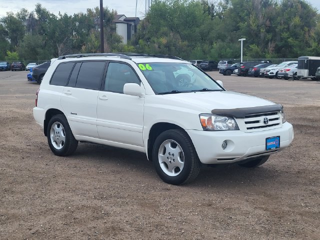 Used 2006 Toyota Highlander Limited w/ Leather Trim Pkg AWD/4WD image 8