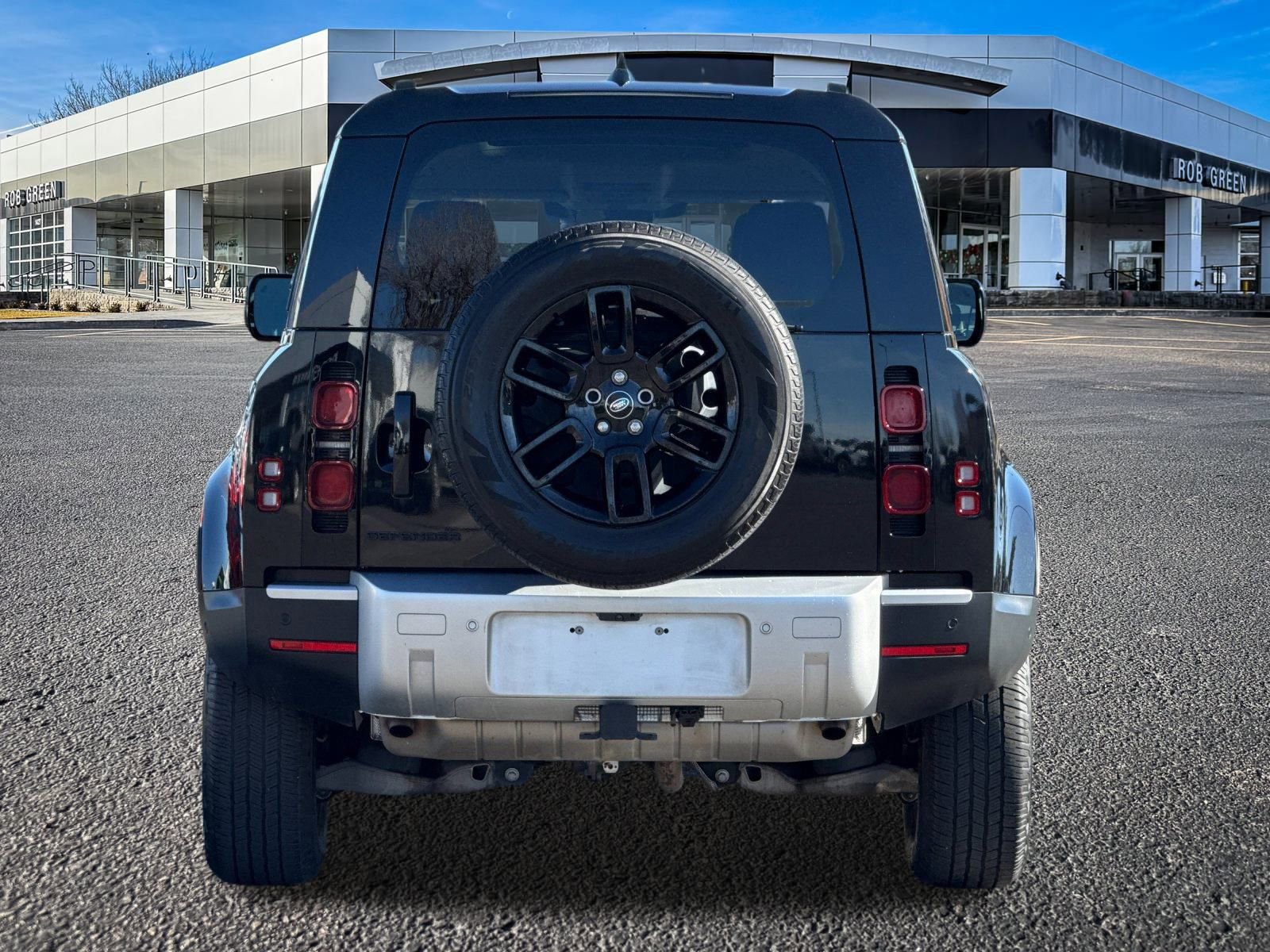 Used 2024 Land Rover Defender 110 S image 4