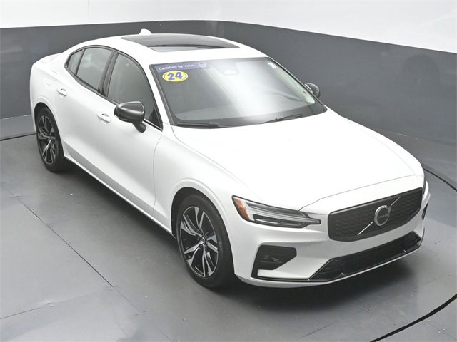 Used 2024 Volvo S60 B5 Core image 40