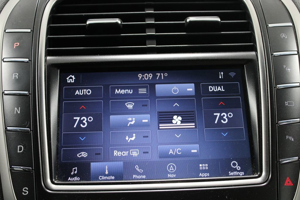 Used 2020 Lincoln Nautilus Reserve w/ Equipment Group 201A image 28