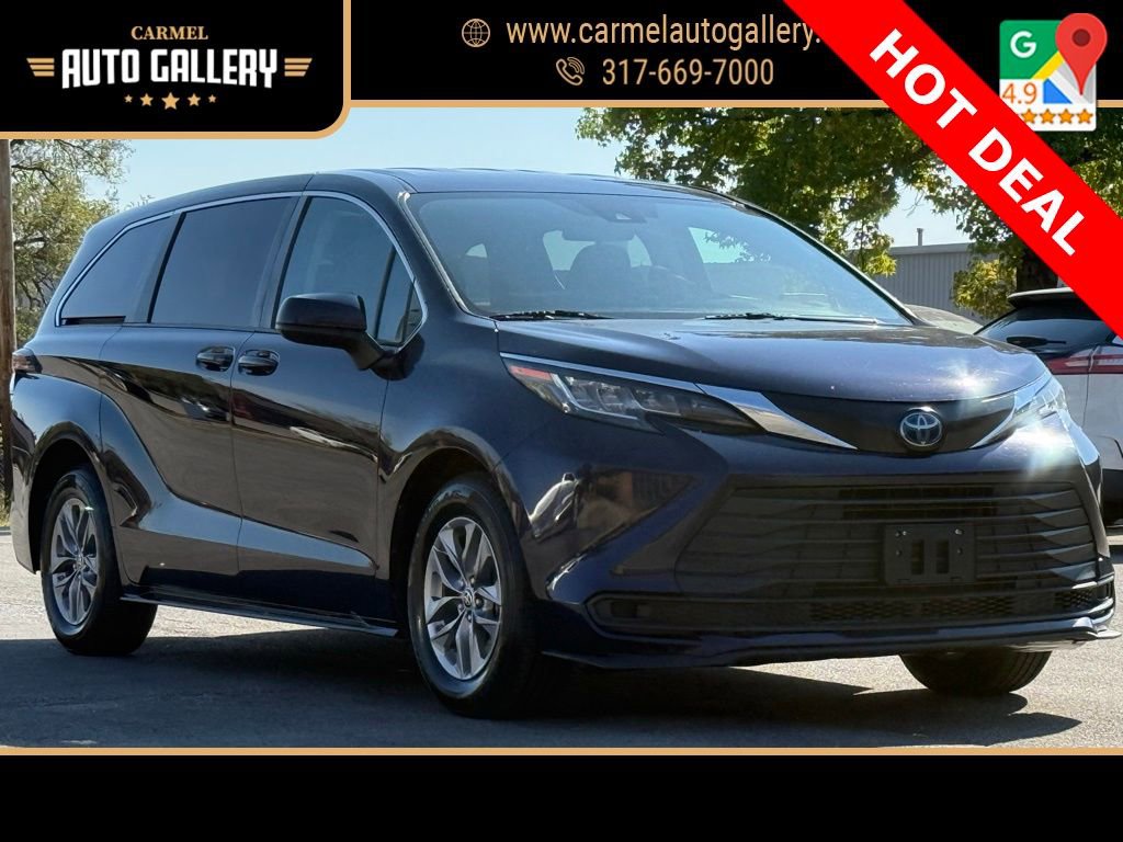 Used 2022 Toyota Sienna LE image 8