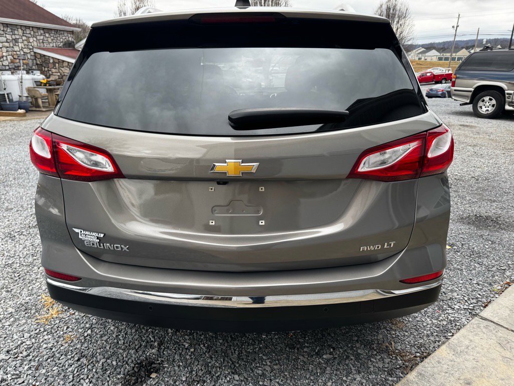 Used 2018 Chevrolet Equinox LT w/ Sun & Infotainment Package image 6