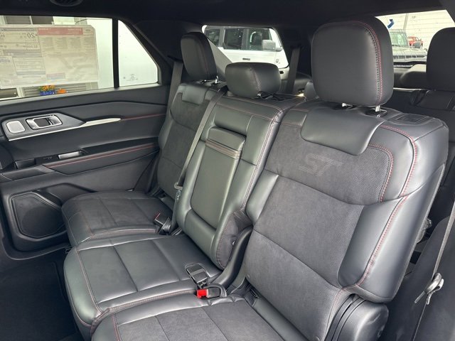 New 2026 Ford Explorer ST w/ Sun And Sound Package image 31