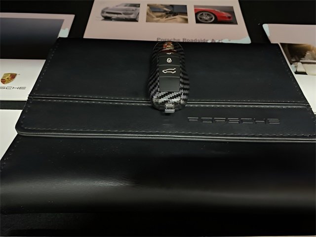 Used 2017 Porsche Macan GTS w/ Premium Package Plus image 98