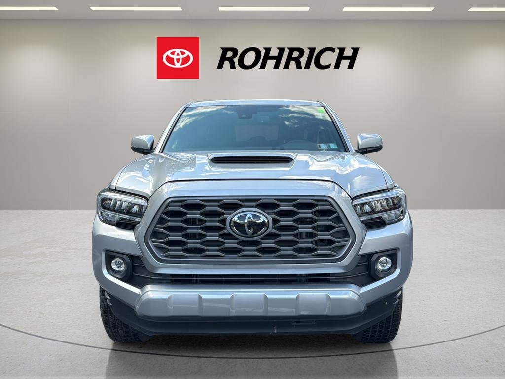 Used 2023 Toyota Tacoma TRD Sport w/ Technology Package AWD/4WD image 2