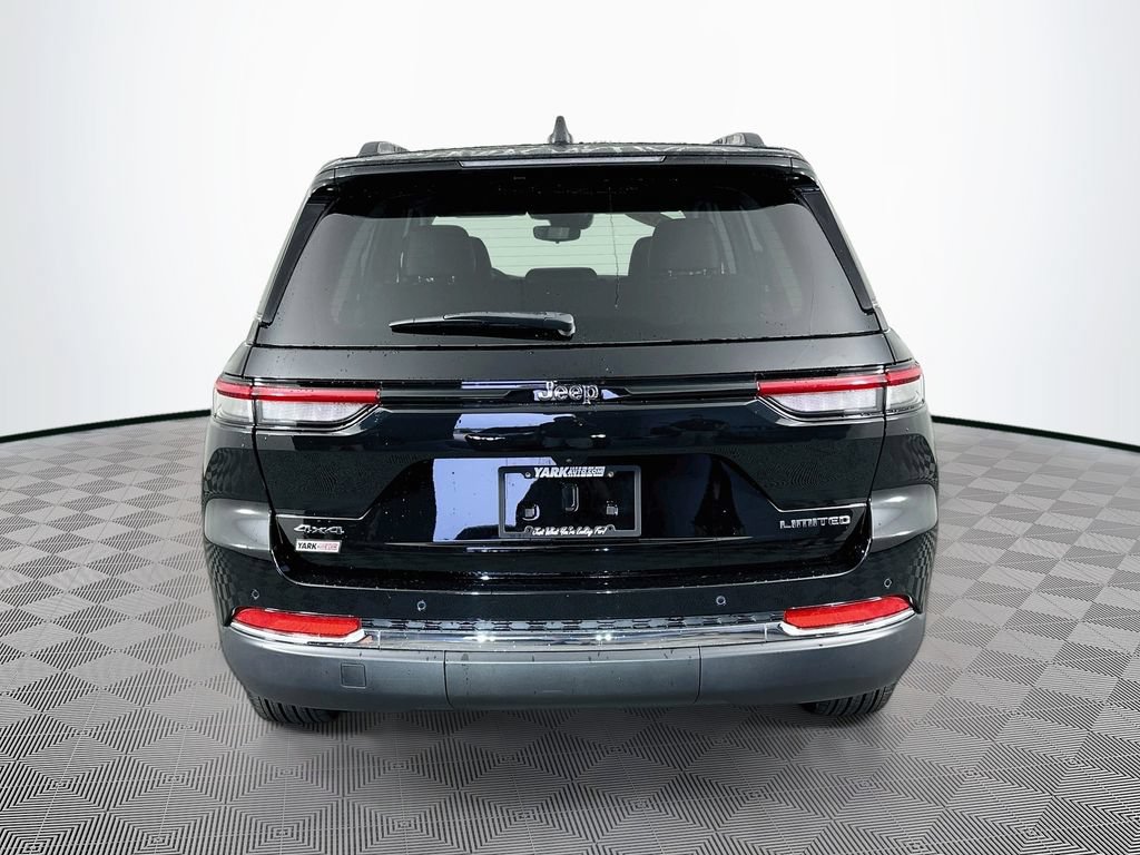 Certified 2024 Jeep Grand Cherokee Limited AWD/4WD image 9