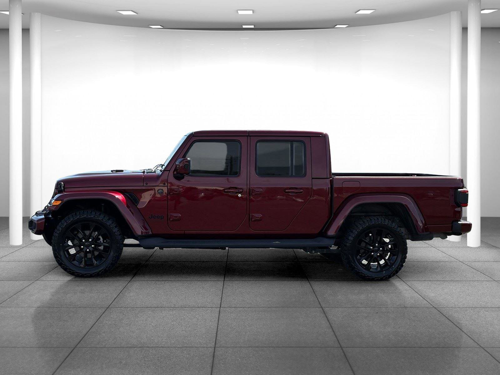 Used 2021 Jeep Gladiator Overland image 4