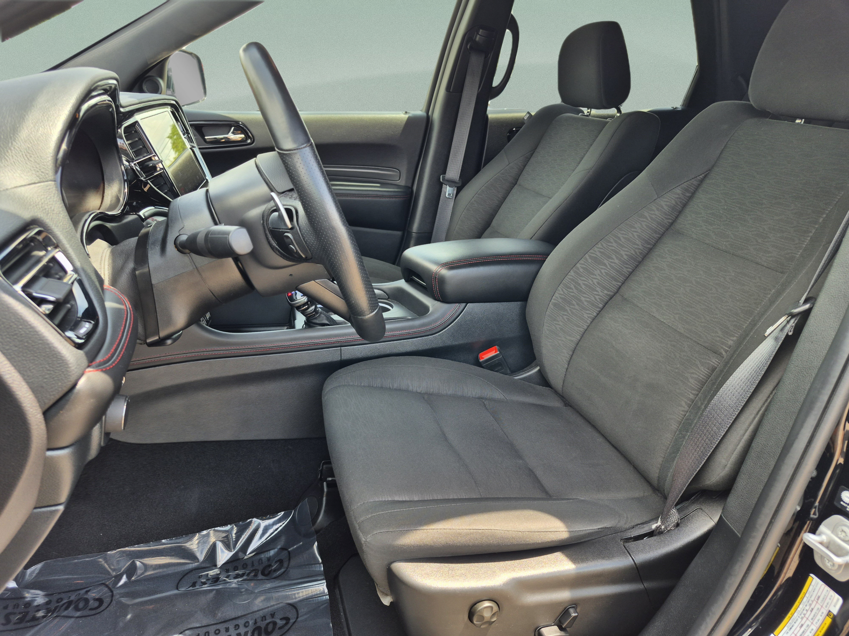 Used 2025 Dodge Durango GT RWD image 22