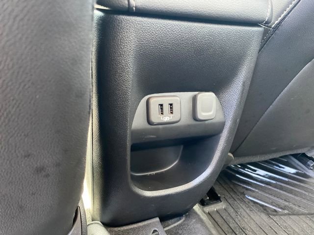 Used 2022 Chevrolet Colorado ZR2 w/ ZR2 Dusk Special Edition image 18