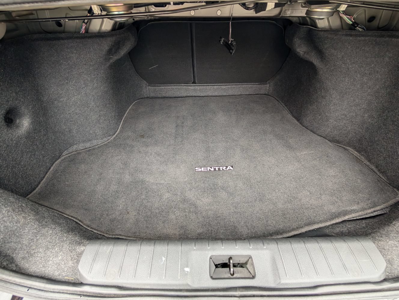 Used 2023 Nissan Sentra S FWD image 17