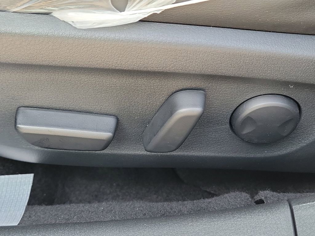 New 2026 MAZDA MAZDA3 2.5 S Hatchback w/ Premium Pkg image 17