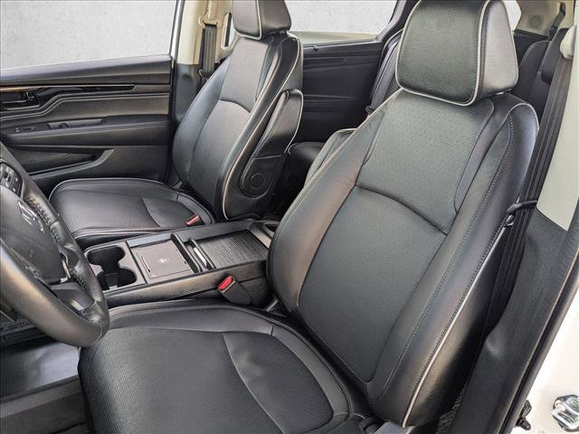 Used 2025 Honda Odyssey Elite image 17