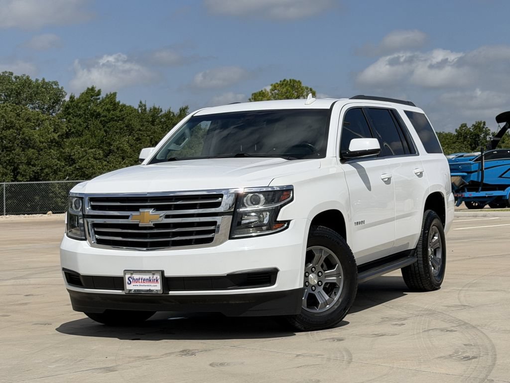 Used 2019 Chevrolet Tahoe LS RWD image 2