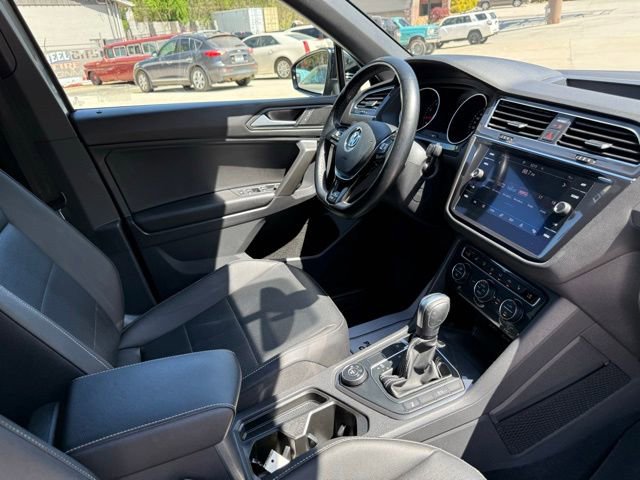 Used 2021 Volkswagen Tiguan SE R-Line AWD/4WD image 84