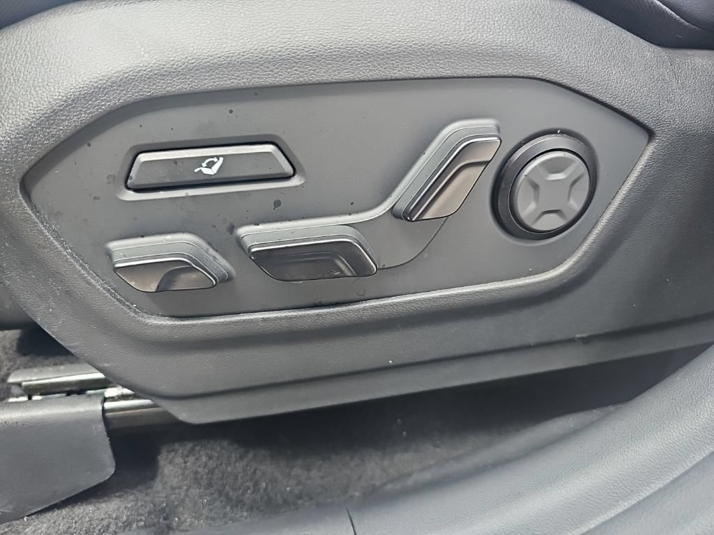 Used 2026 Hyundai Santa Fe Calligraphy AWD/4WD image 14