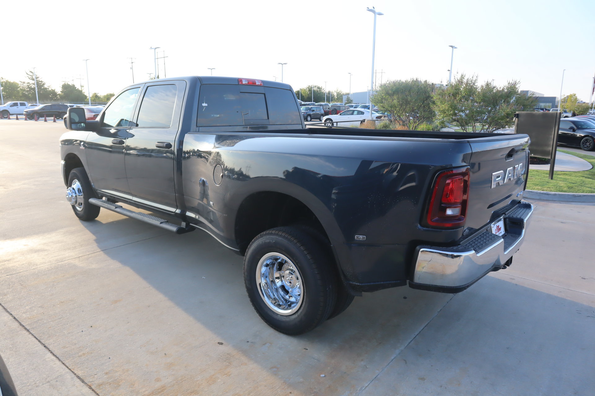 New 2027 RAM 3500 Tradesman AWD/4WD image 22