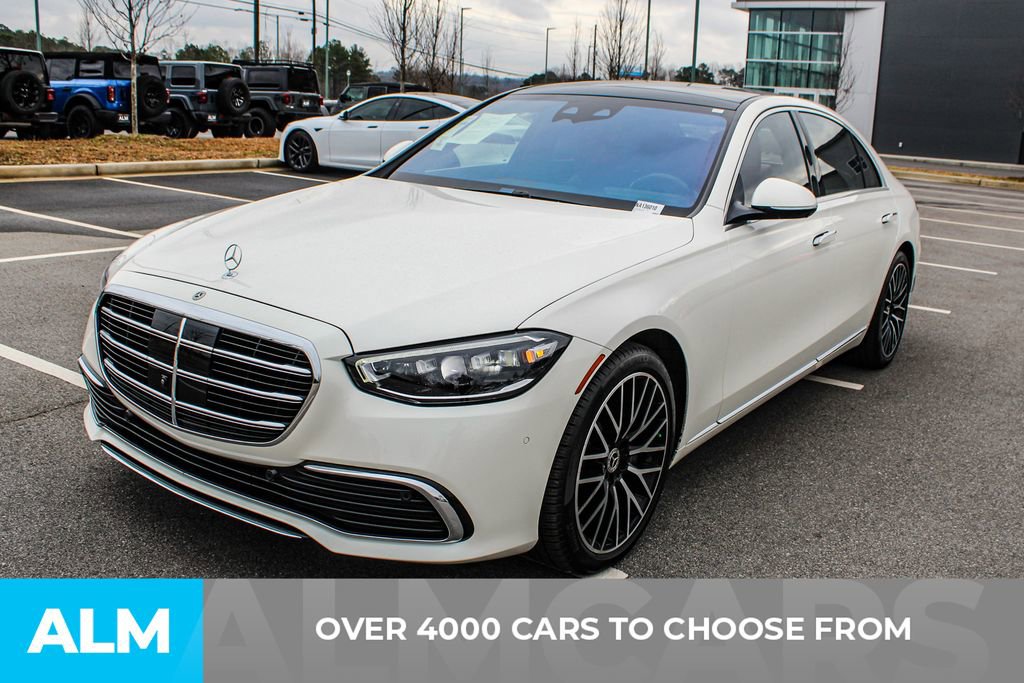 Used 2022 Mercedes-Benz S 580 4MATIC Sedan image 3